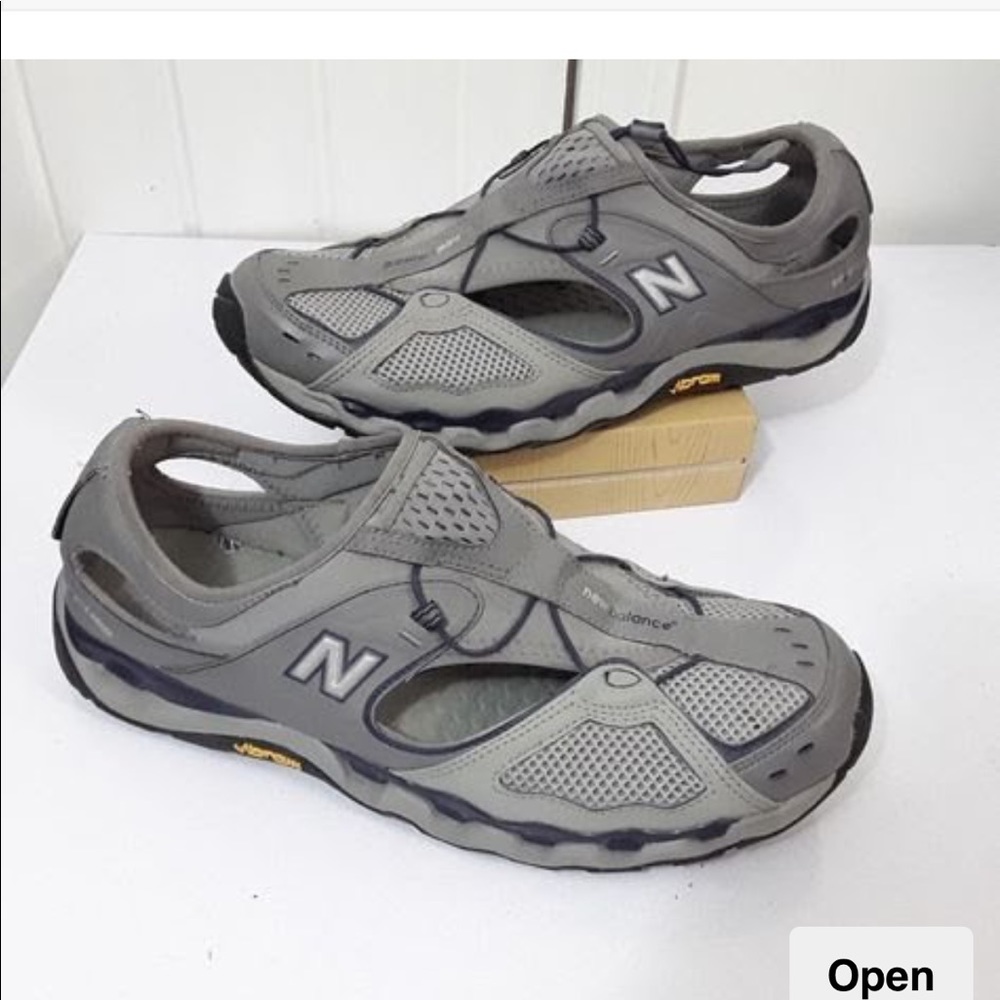 New Balance (hiking/water shoe) Size 10